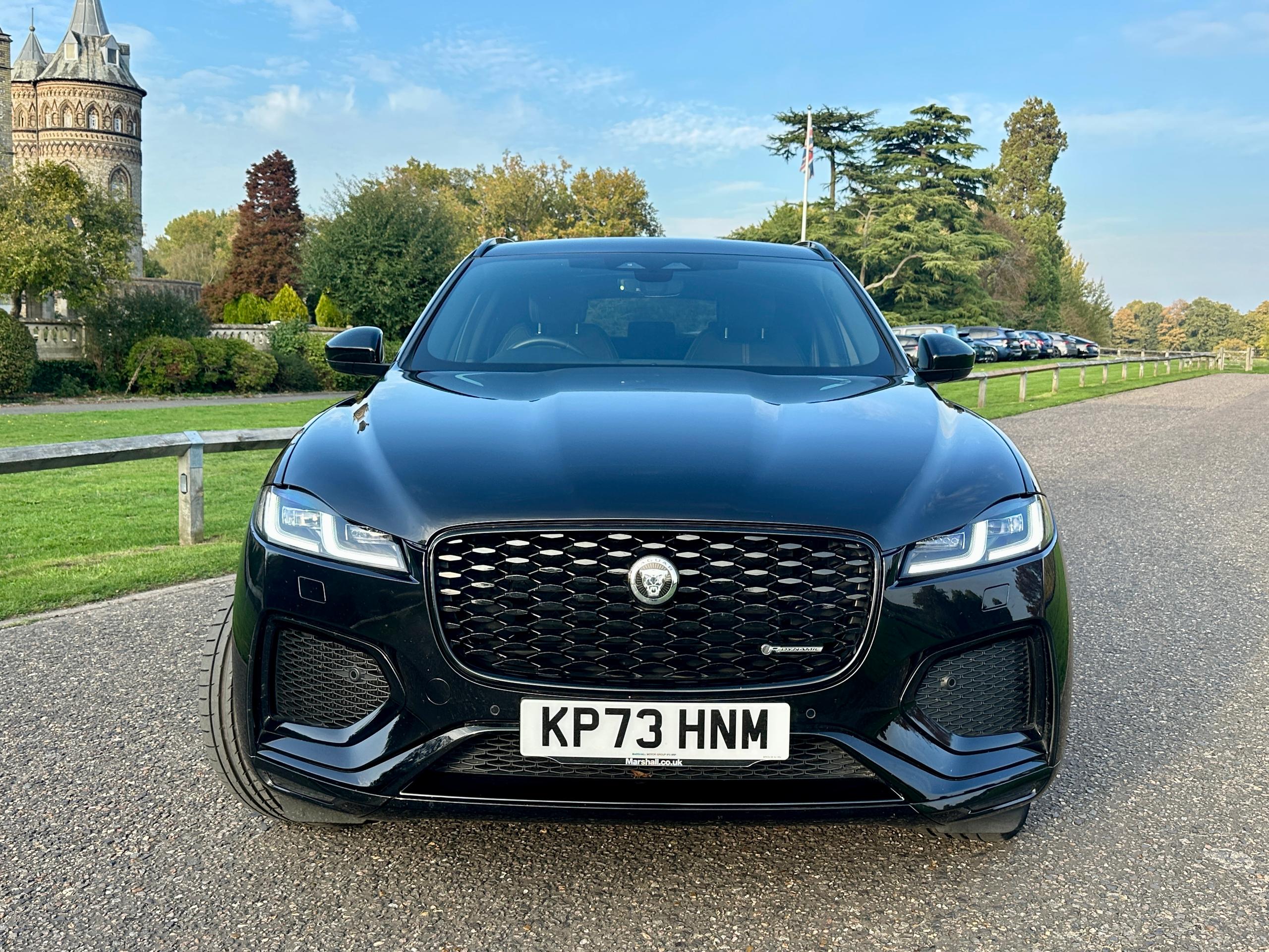 2023 Jaguar F-PACE 2.0 P400e 19.3kWh R-Dynamic SE Black SUV
