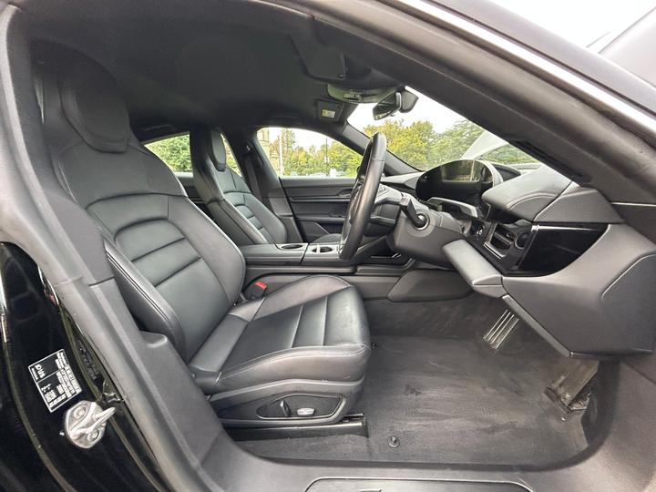 
								2023 Porsche Taycan Performance 79.2kWh 4S full									
