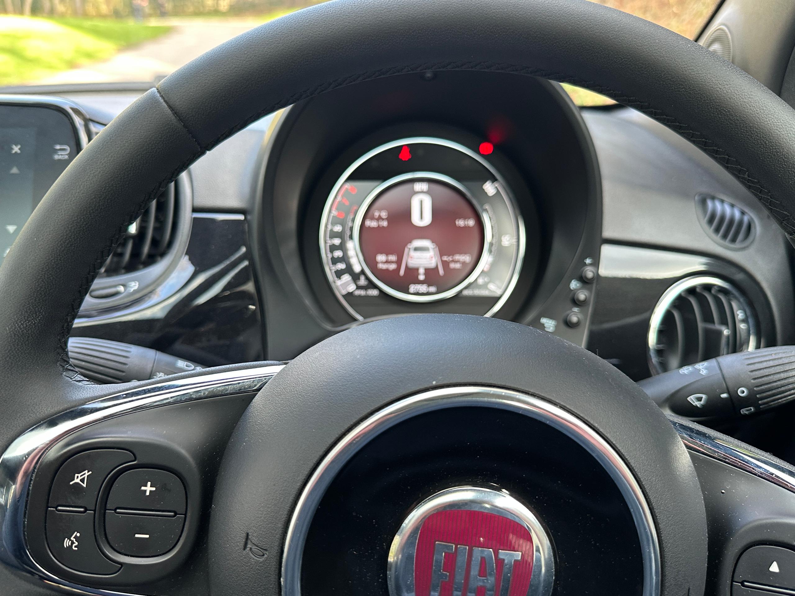 
								2024 Fiat 500 1.0 MHEV Petrol Manual full									