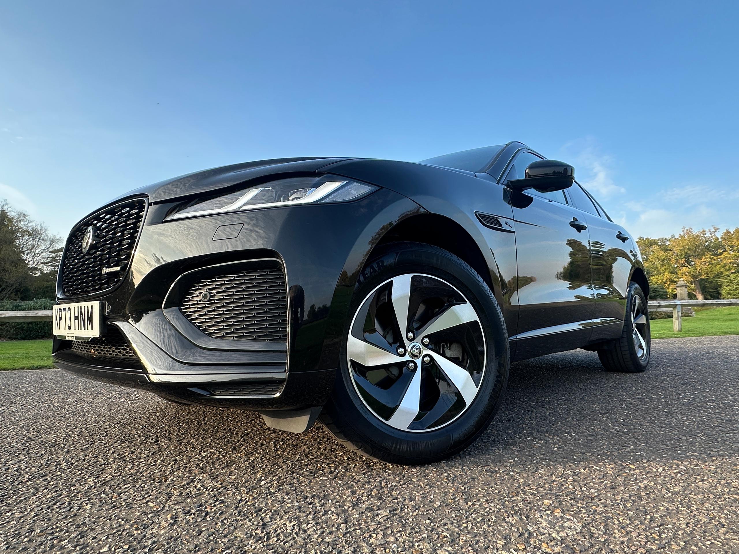 2023 Jaguar F-PACE 2.0 P400e 19.3kWh R-Dynamic SE Black SUV