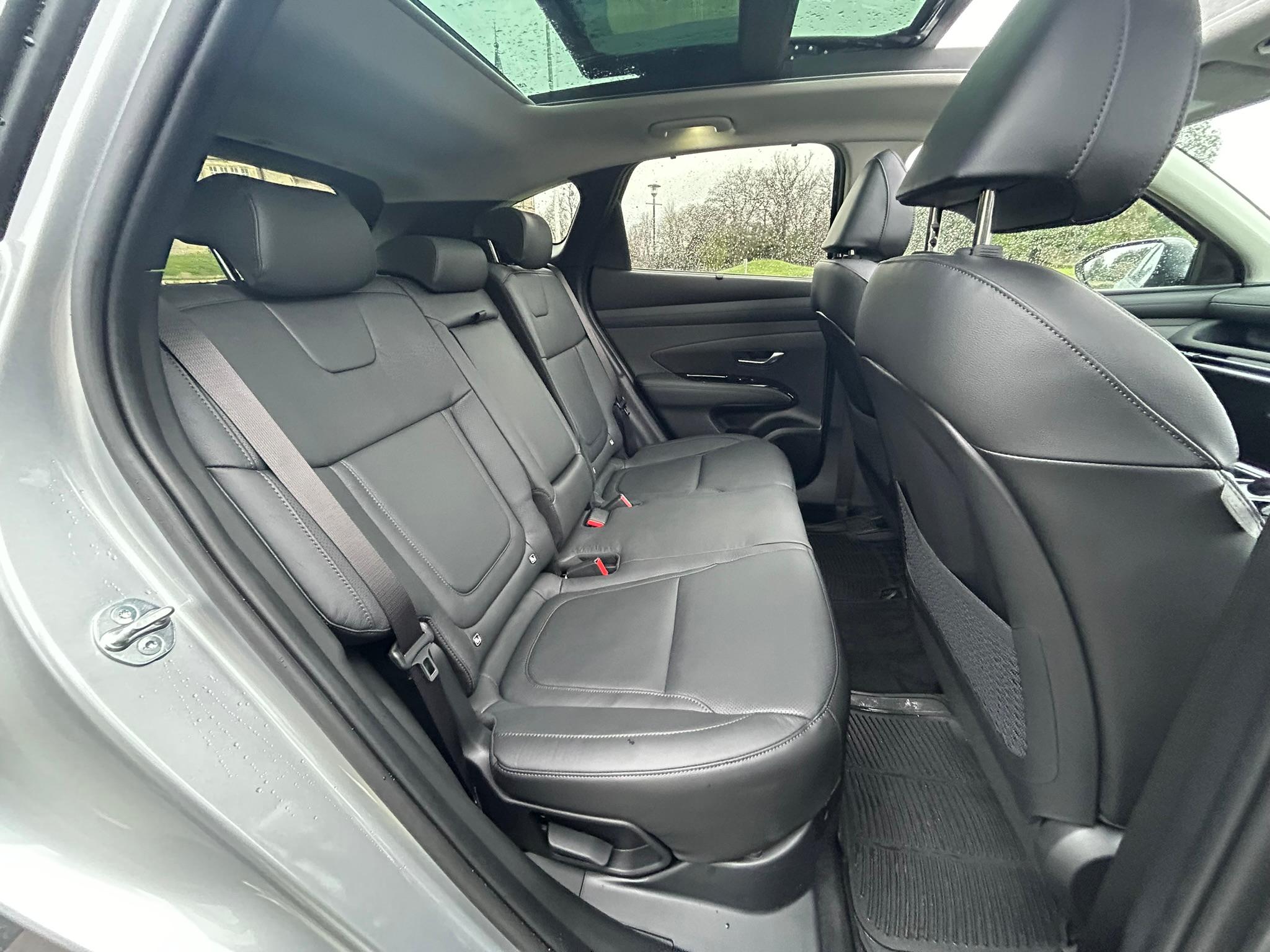 
								2024 Hyundai TUCSON 1.6 T-GDi Petrol Hybrid full									