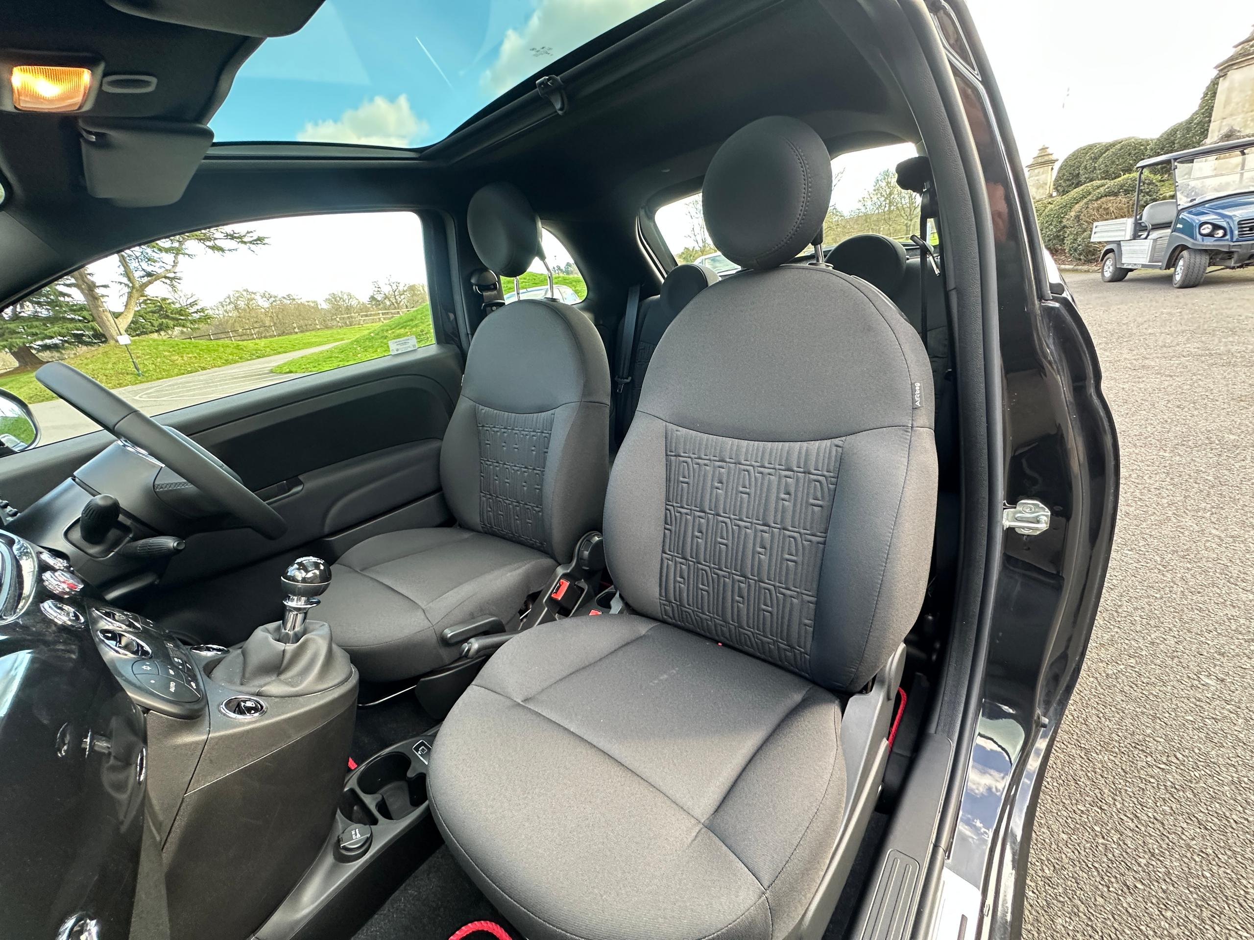 
								2024 Fiat 500 1.0 MHEV Petrol Manual full									