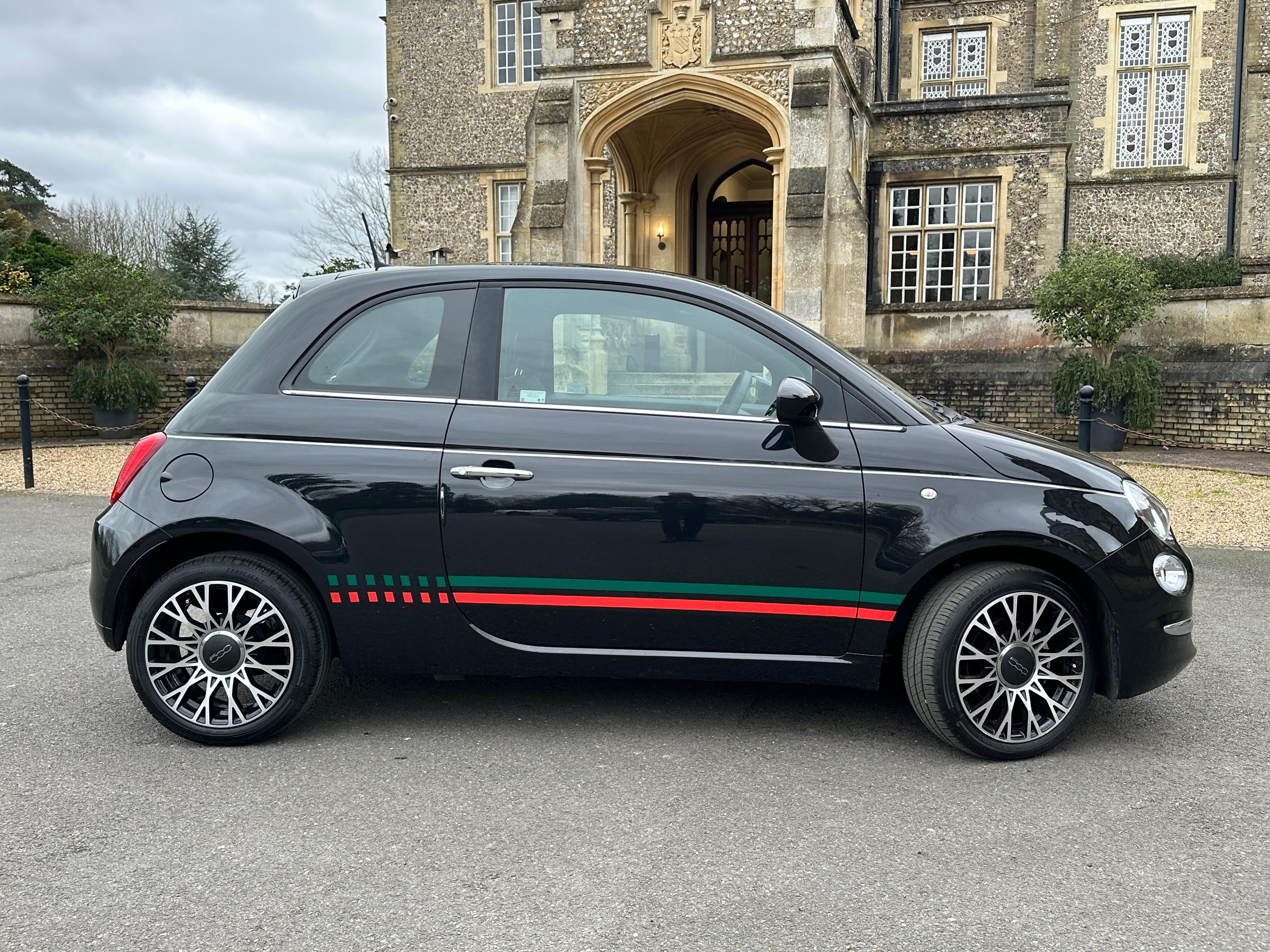 
								2024 Fiat 500 1.0 MHEV Petrol Manual full									