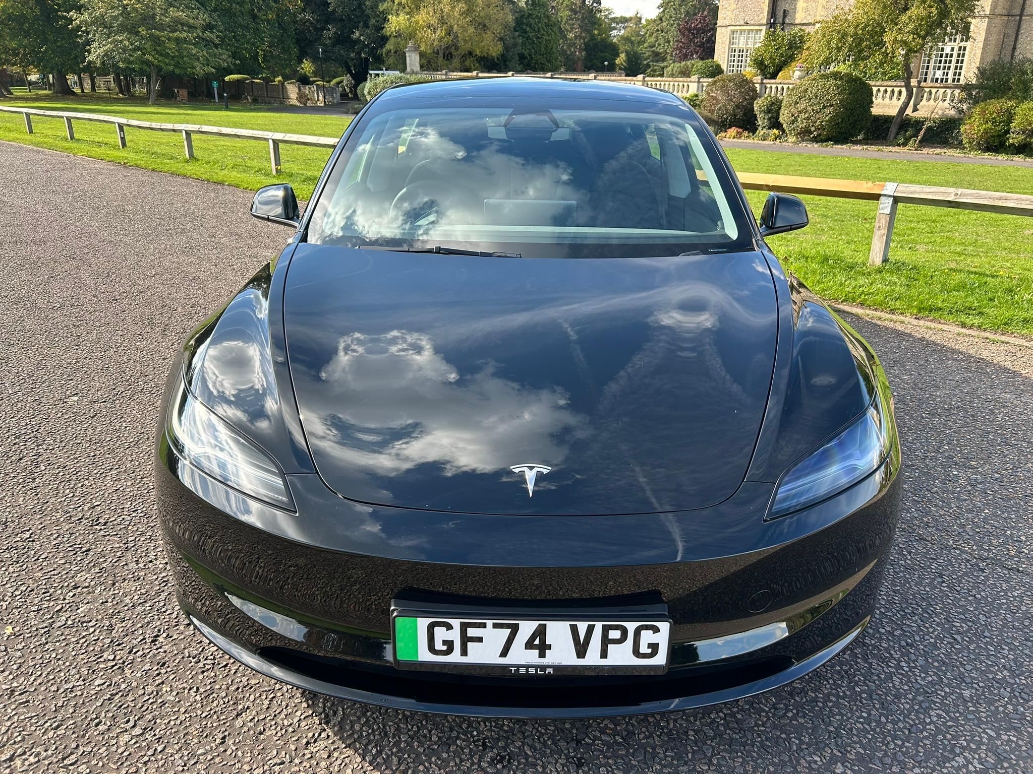 
								2025 TESLA Model 3 full									