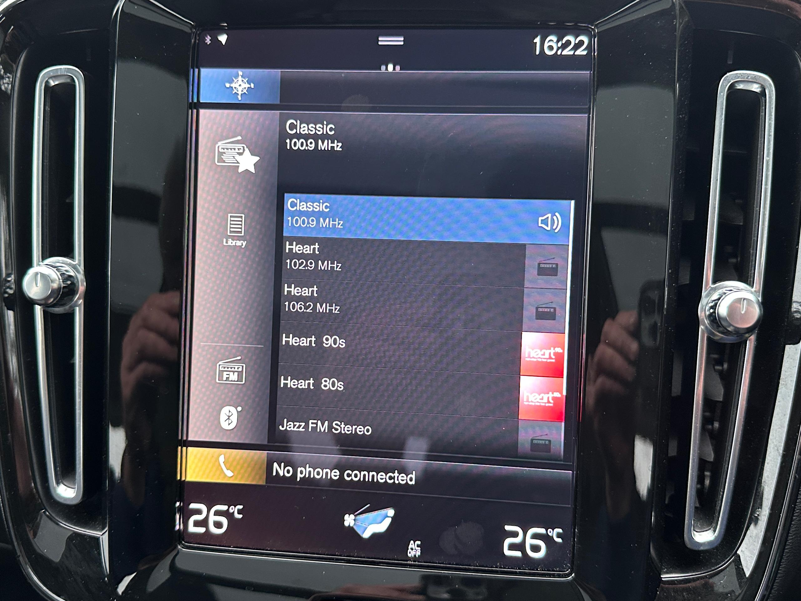 
								2022 Volvo XC40 1.5 T3 full									