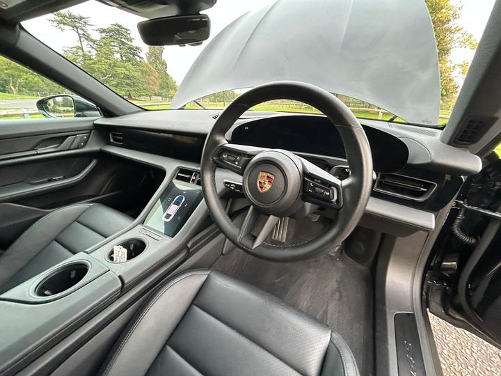 
								2023 Porsche Taycan Performance 79.2kWh 4S full									