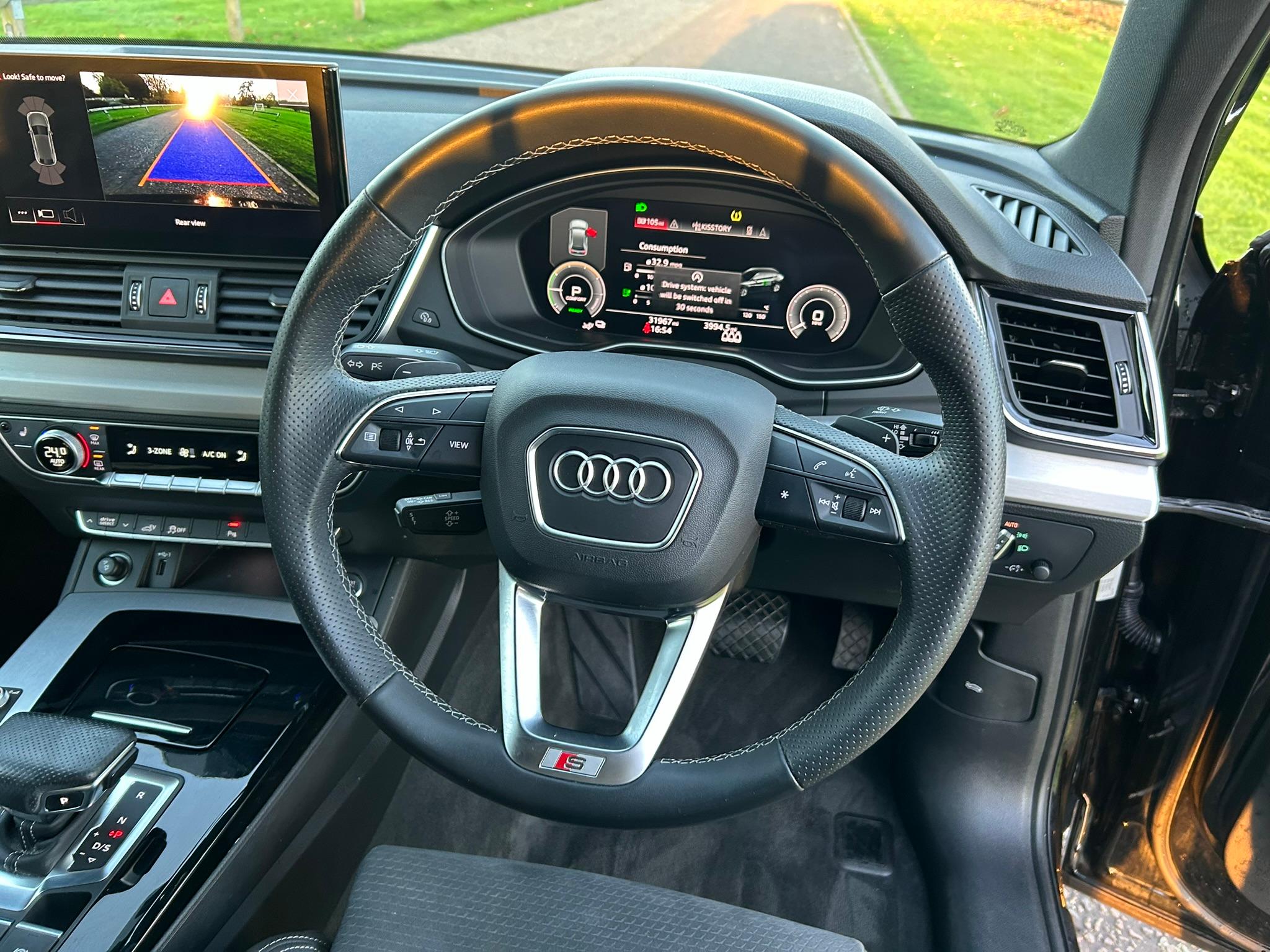 
								2021 Audi Q5 2.0 TFSIe 50 S line Plug-in Hybrid full									