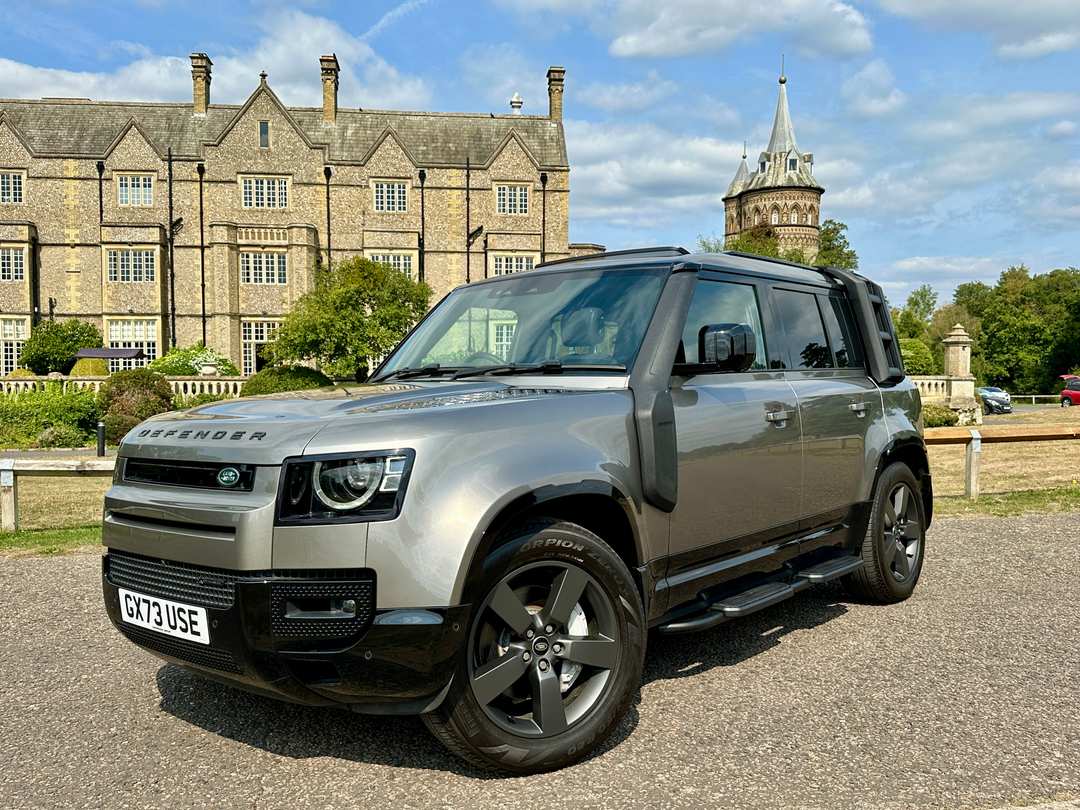 
								2023 Land Rover Defender 110 3.0 D300 MHEV X-Dynamic HSE full									