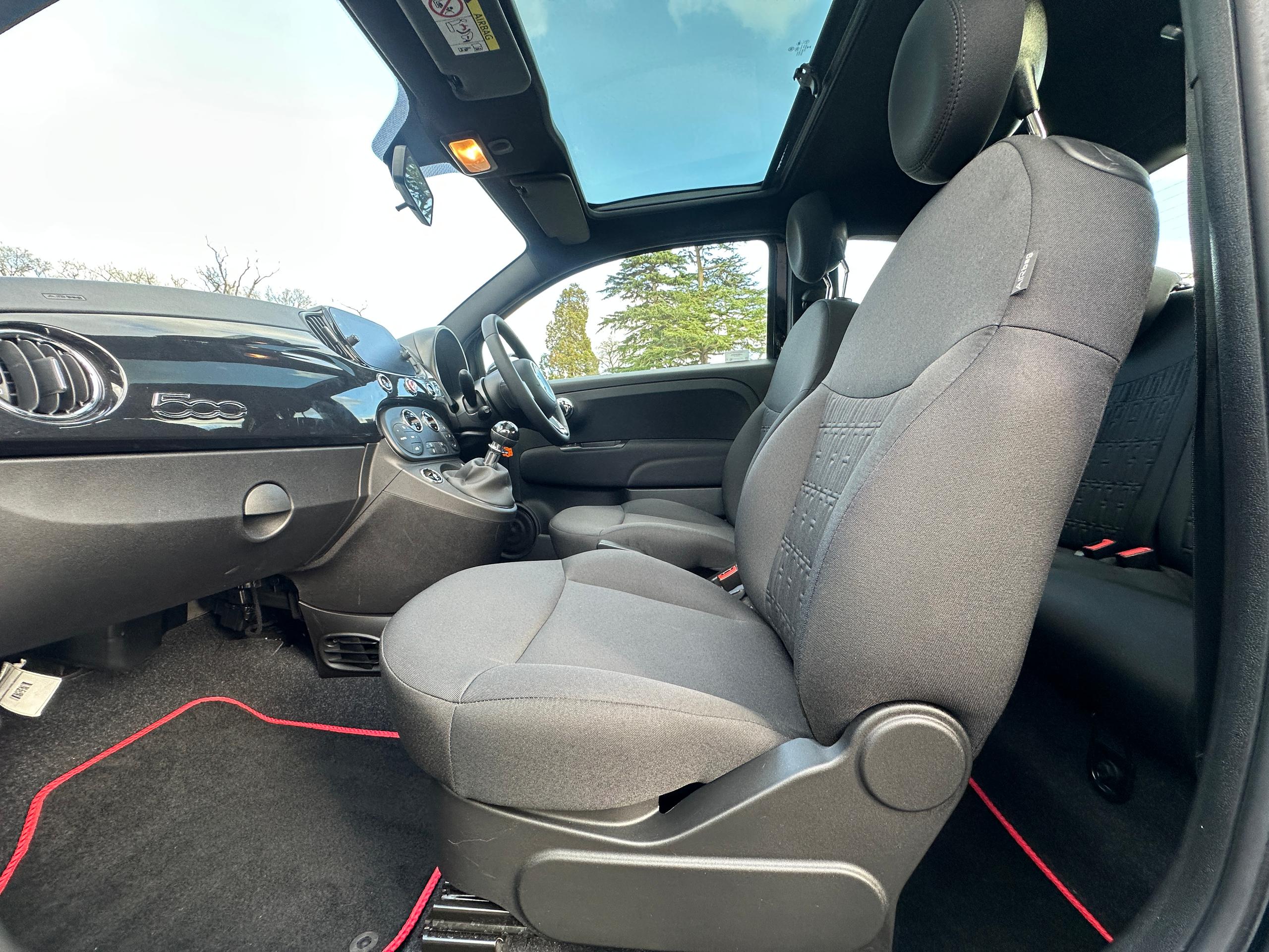 
								2024 Fiat 500 1.0 MHEV Petrol Manual full									