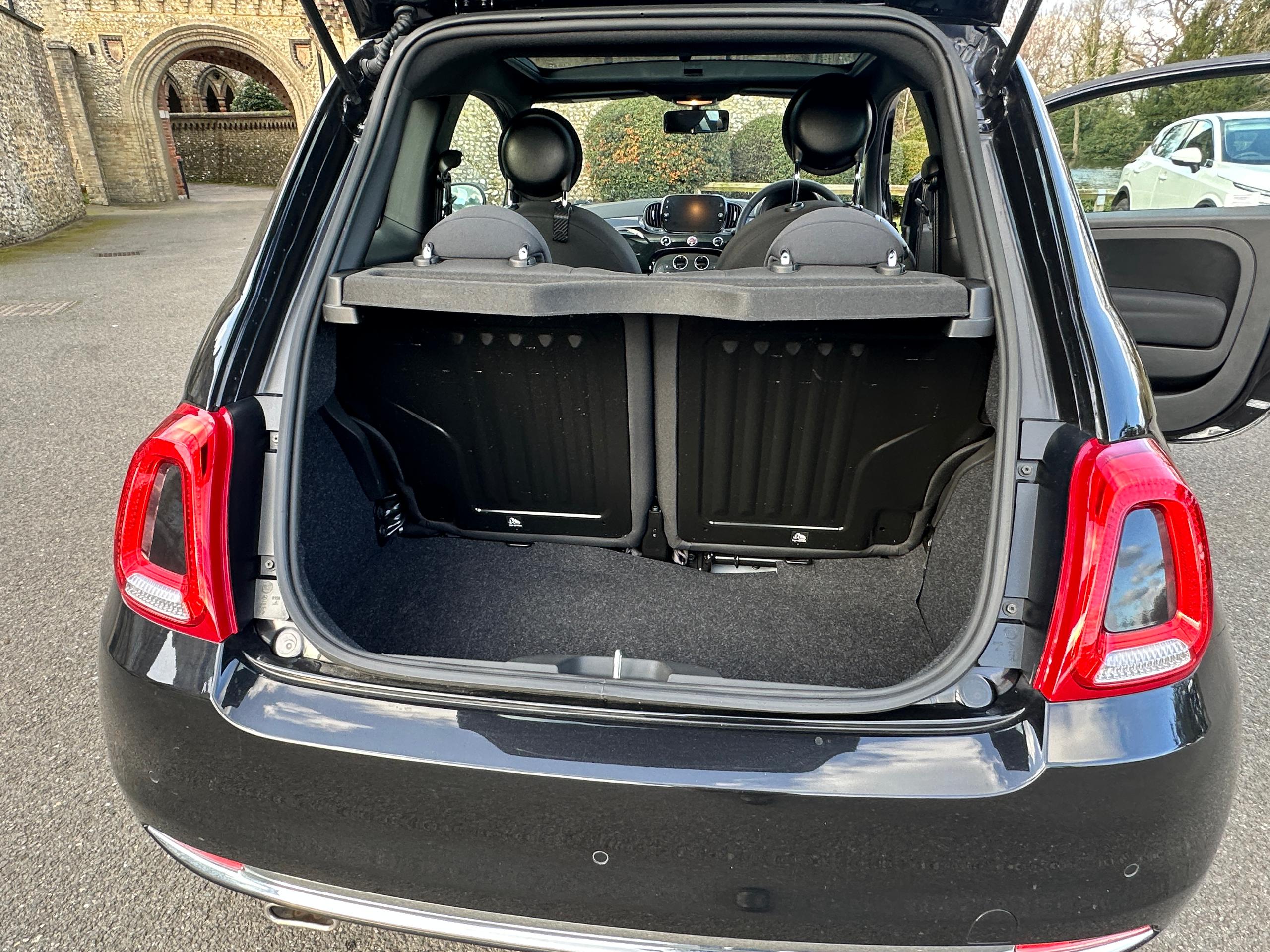 
								2024 Fiat 500 1.0 MHEV Petrol Manual full									