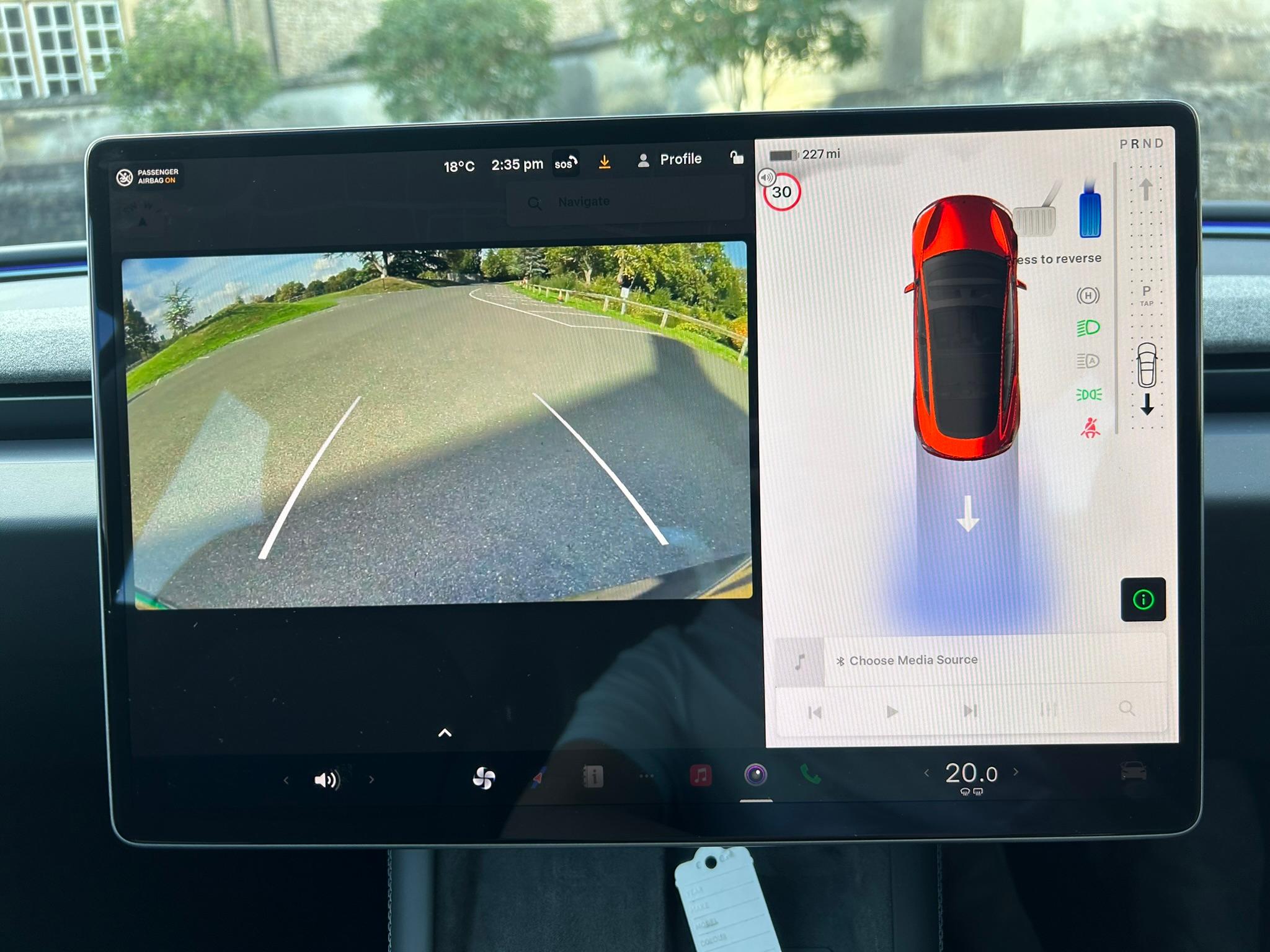 
								2025 TESLA Model 3 full									