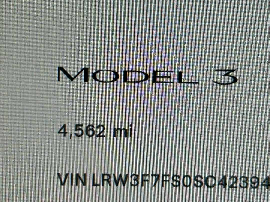 
								2025 TESLA Model 3 full									