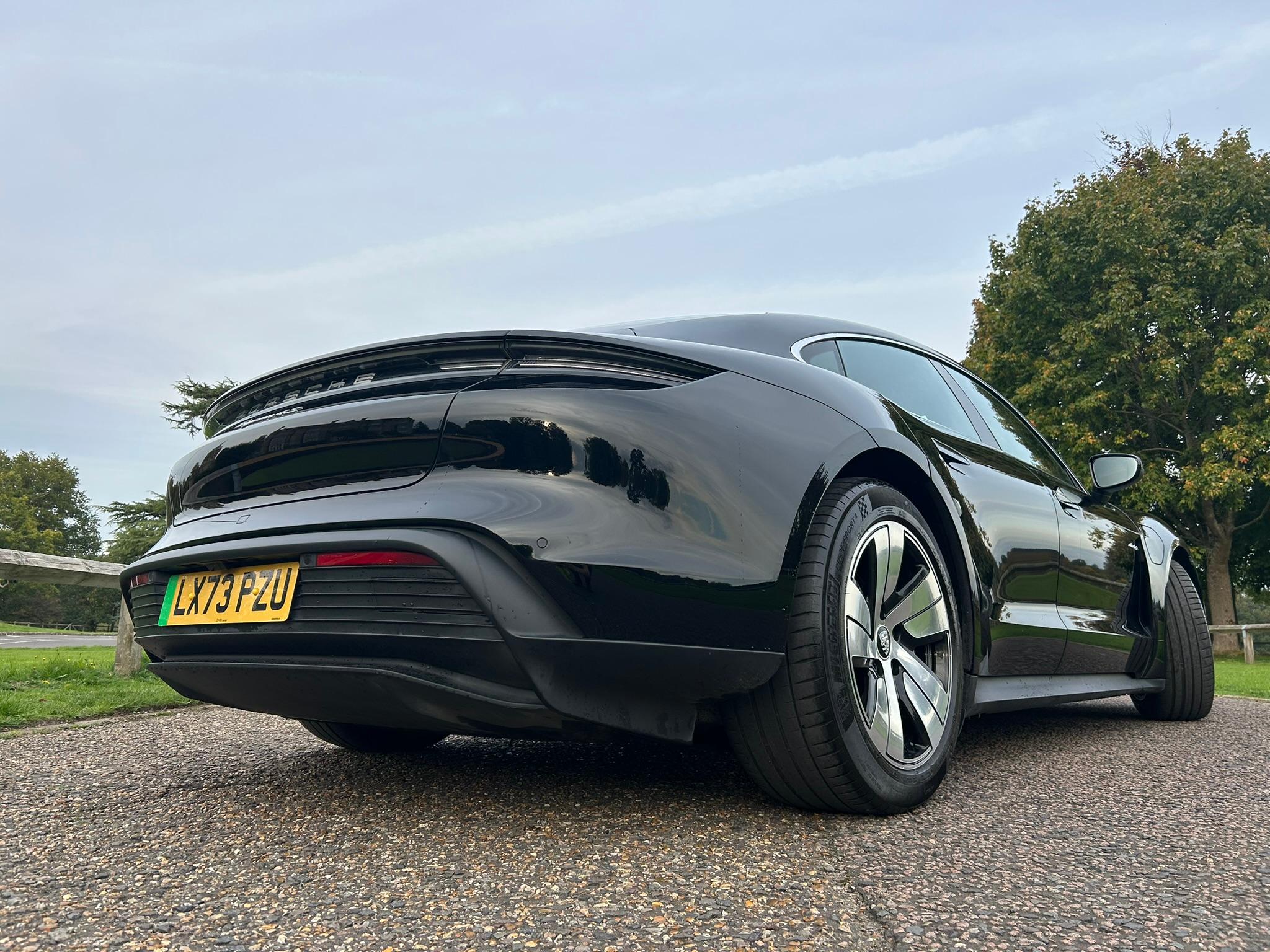
								2023 Porsche Taycan Performance 79.2kWh 4S full									