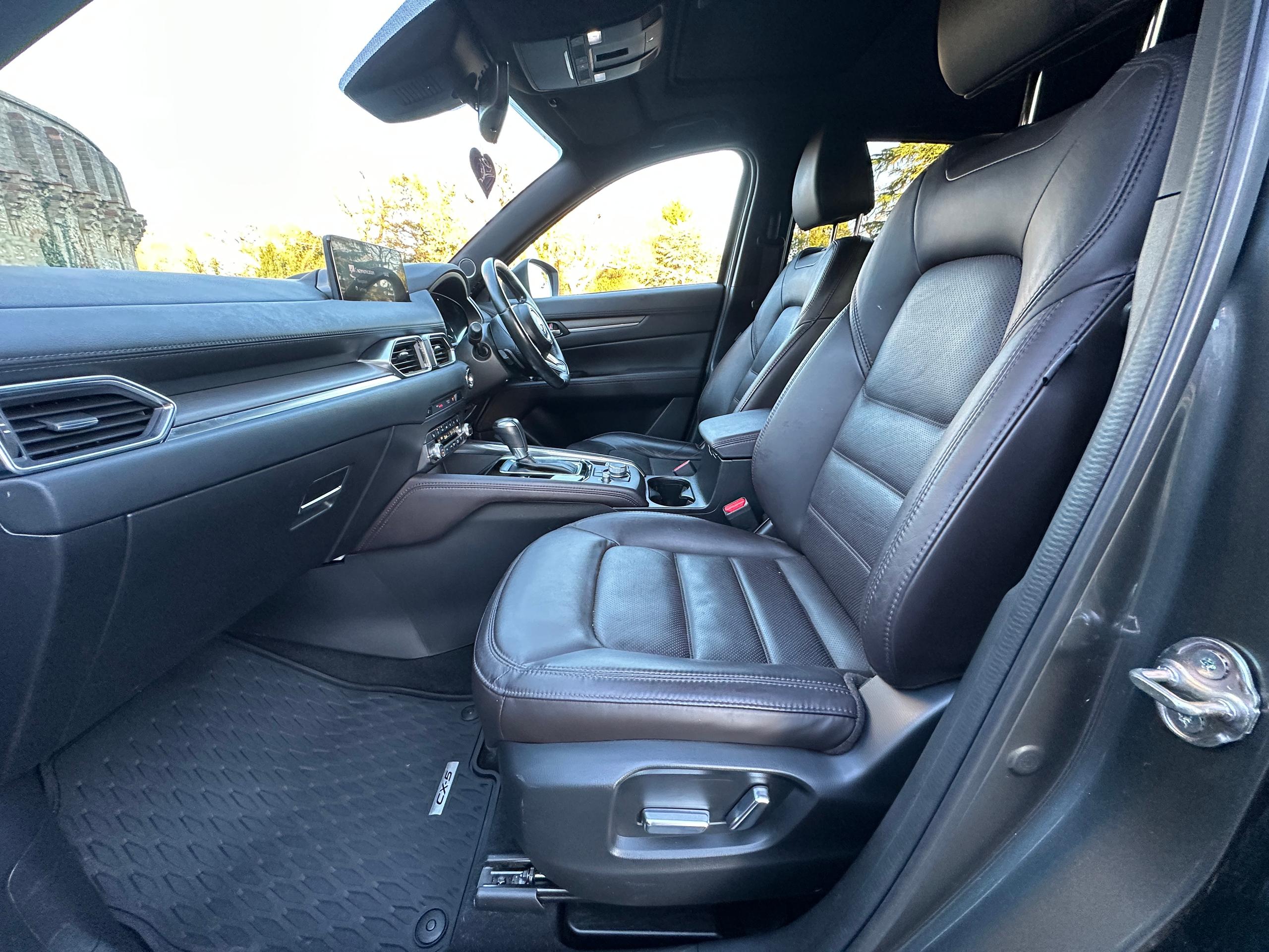 
								2022 Mazda CX-5 2.2 SKYACTIV-D GT Sport 4WD full									