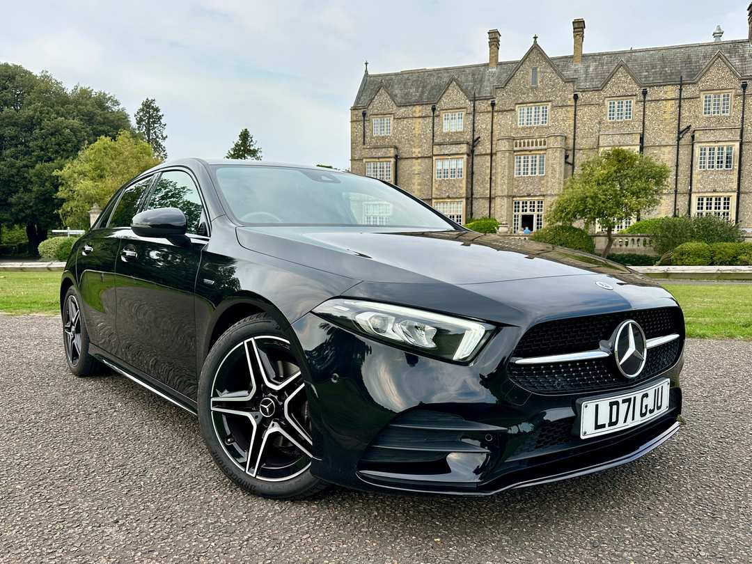 2021 Mercedes-Benz A200 AMG Line Edition