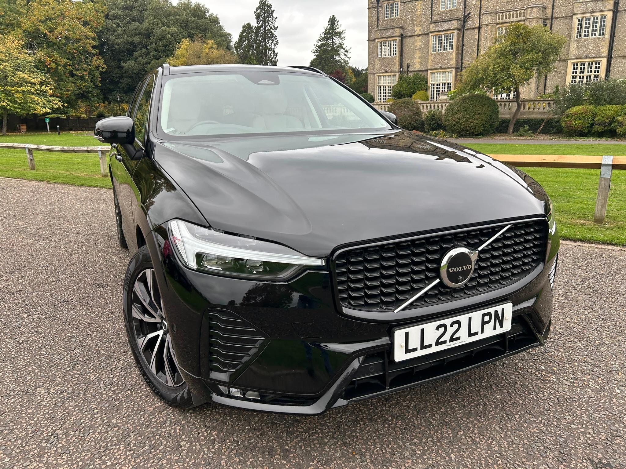 
								2022 Volvo XC60 2.0 B4 MHEV Plus Diesel Hybrid full									