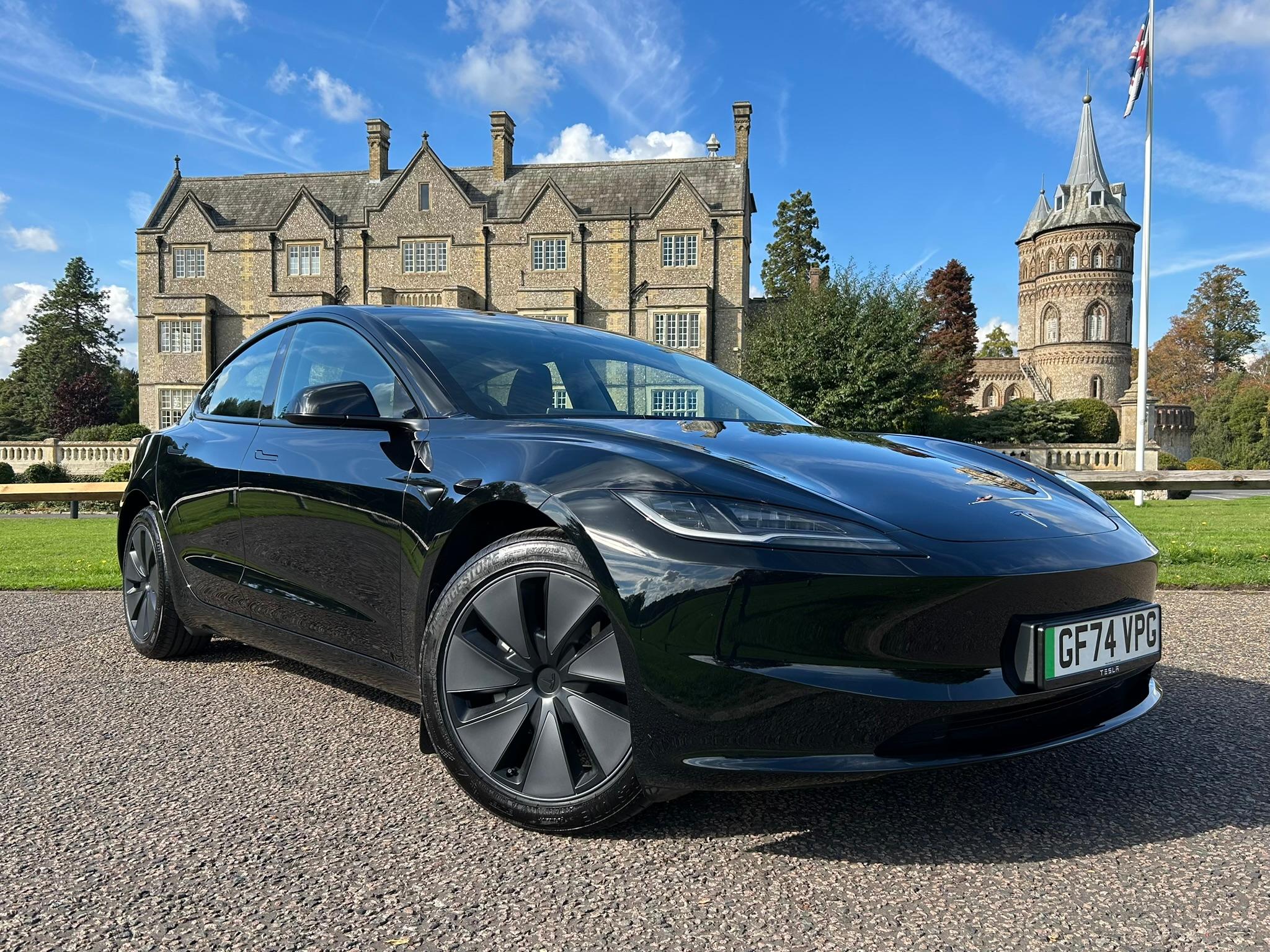 
								2025 TESLA Model 3 full									