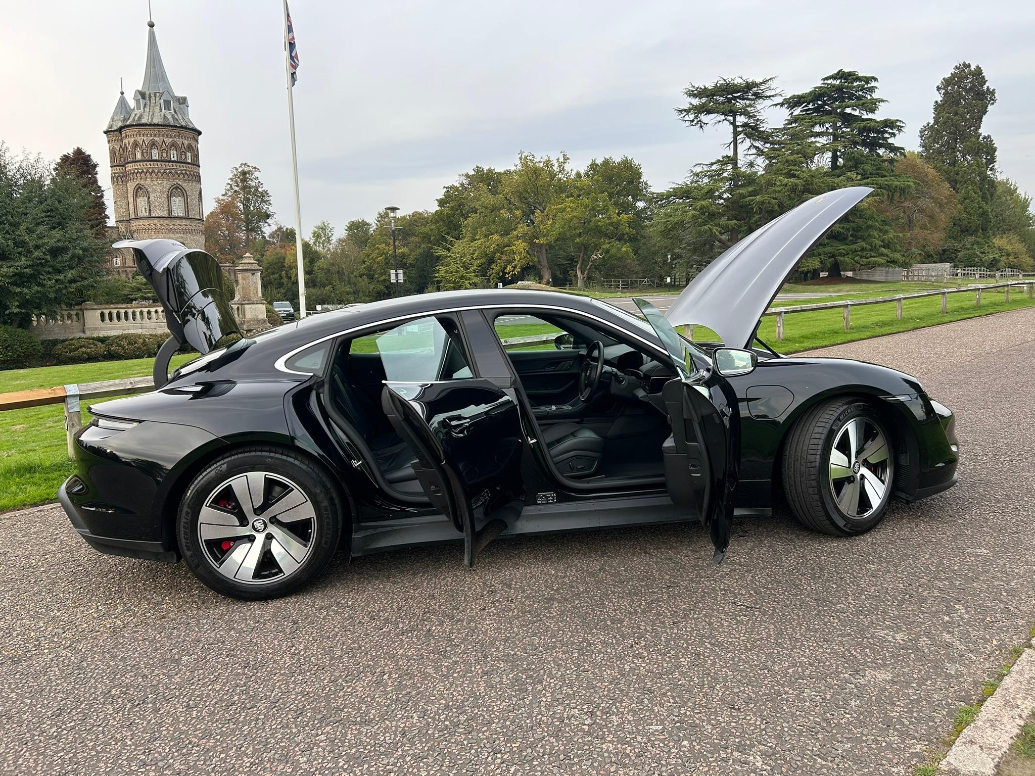 
								2023 Porsche Taycan Performance 79.2kWh 4S full									