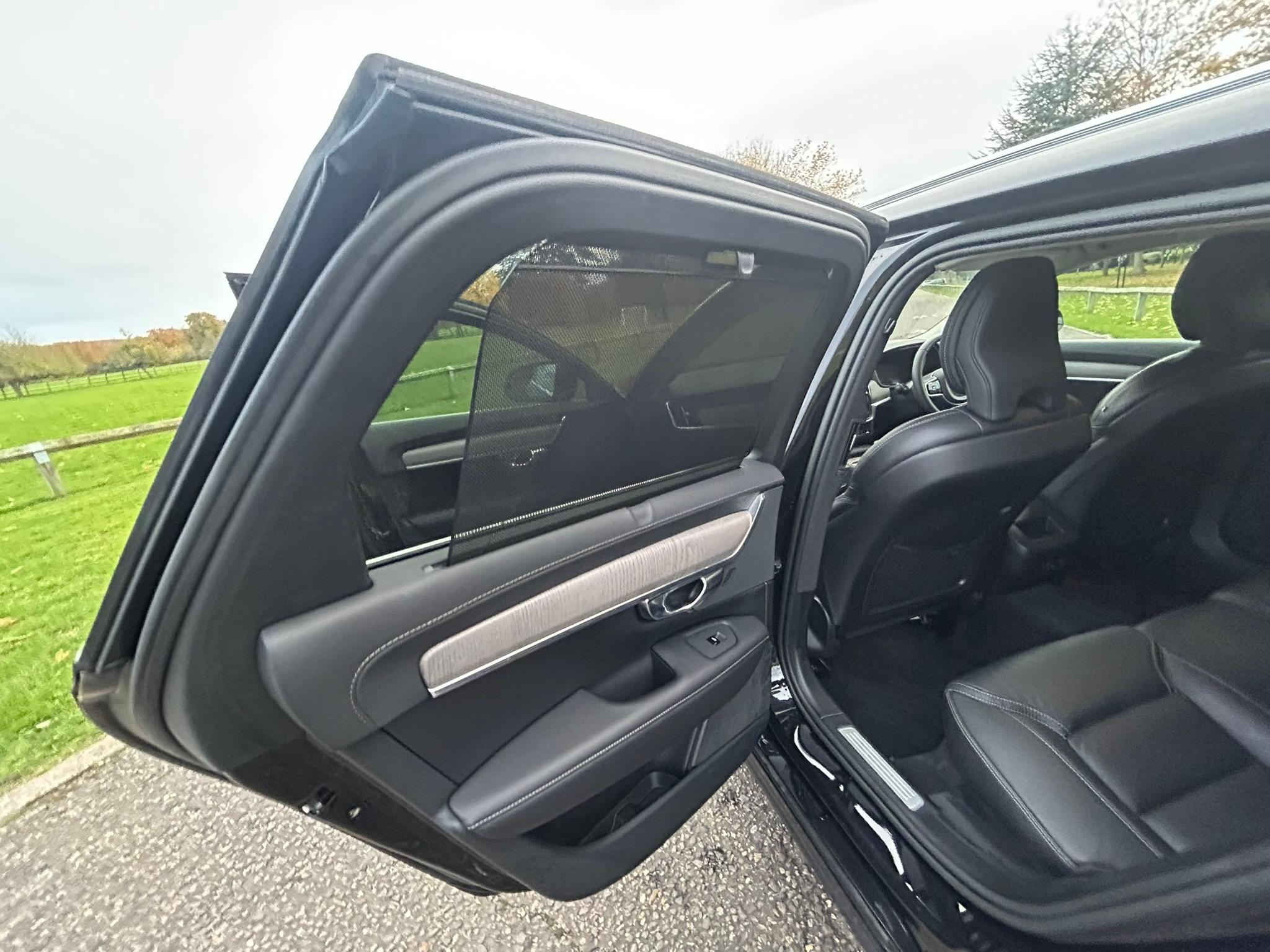 
								2022 Volvo V90 2.0 B4 MHEV Inscription Estate Petrol Hybrid full									