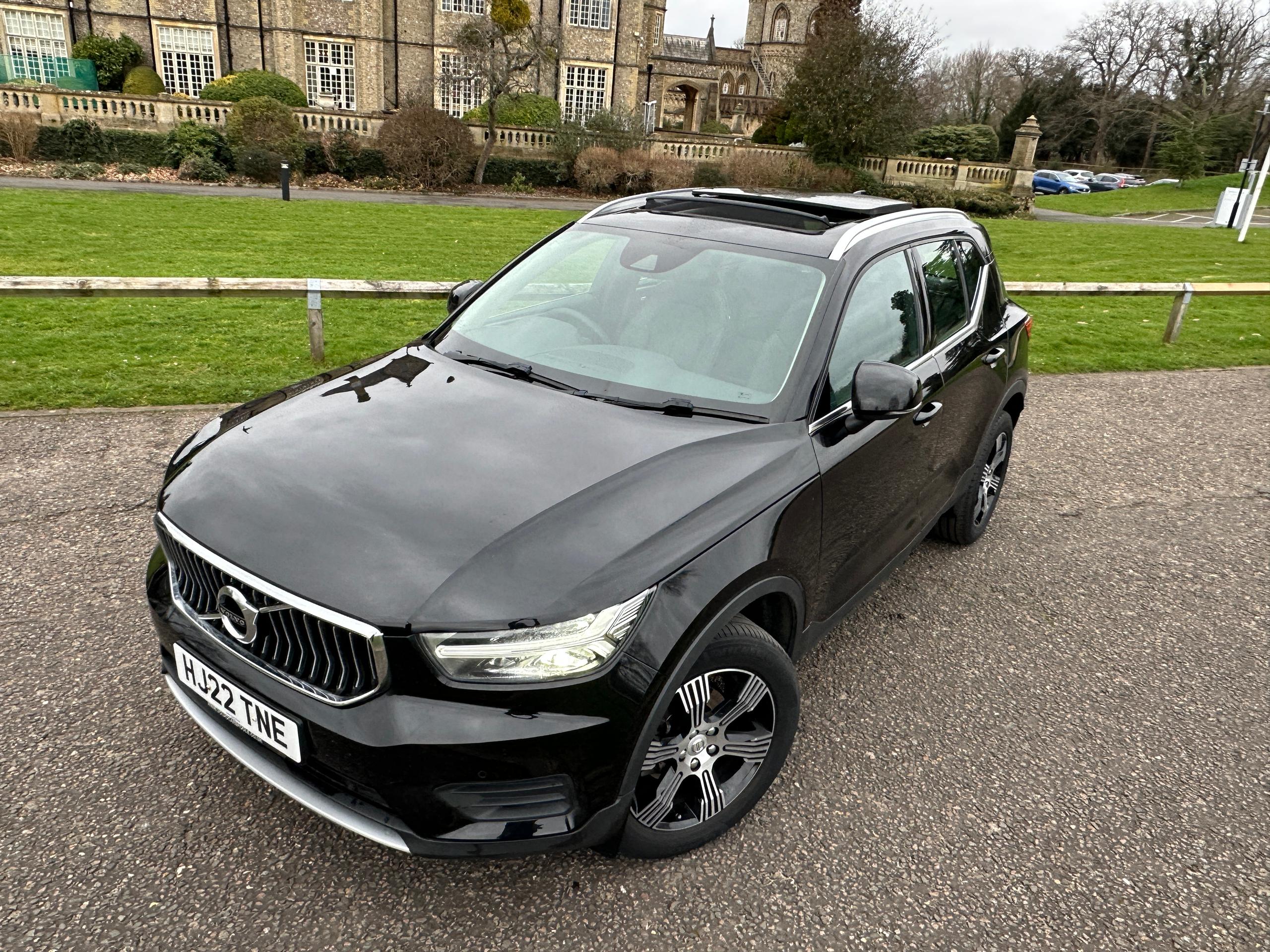 
								2022 Volvo XC40 1.5 T3 full									