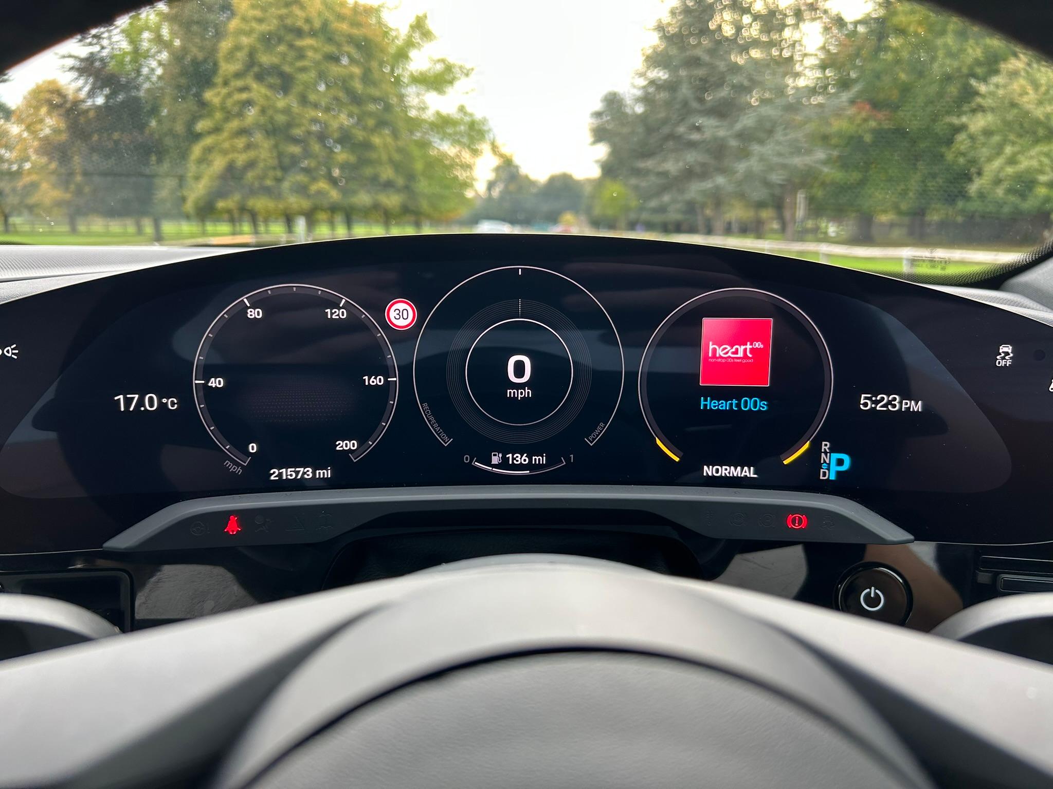 
								2023 Porsche Taycan Performance 79.2kWh 4S full									