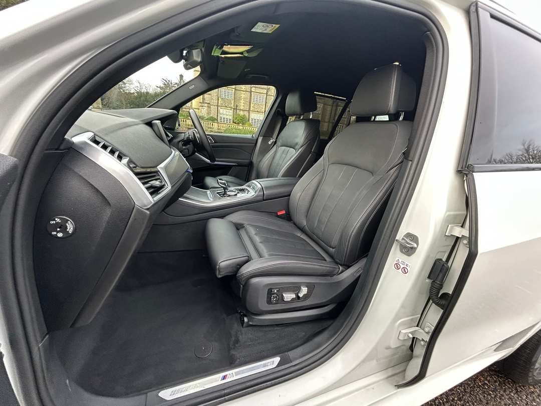 
								2019 BMW X5 3.0 30d M Sport full									
