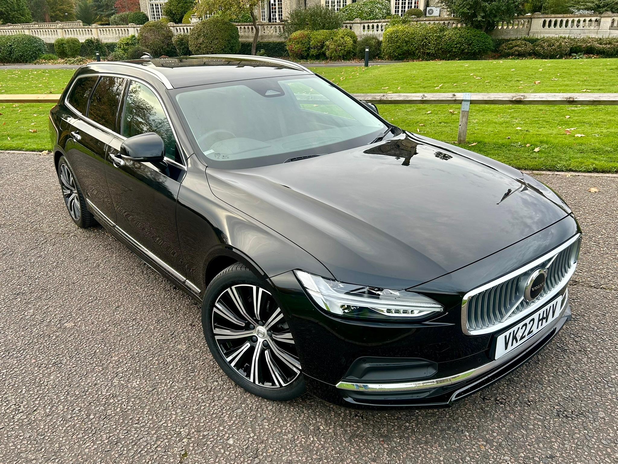 
								2022 Volvo V90 2.0 B4 MHEV Inscription Estate Petrol Hybrid full									