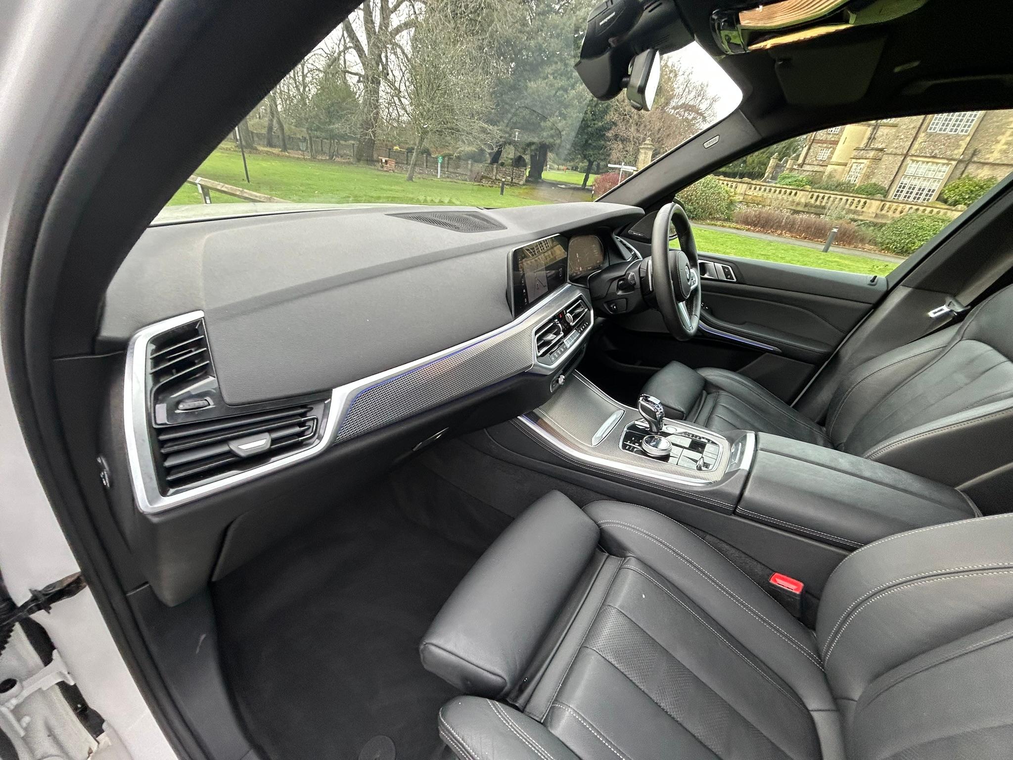
								2019 BMW X5 3.0 30d M Sport full									