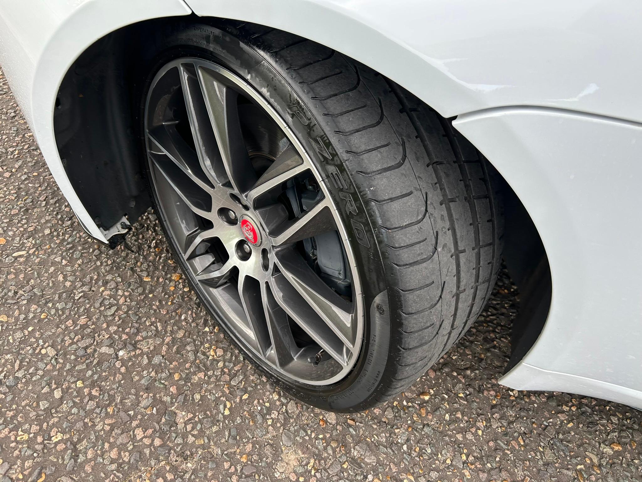 
								2017 Jaguar F-Type 3.0 V6 R-Dynamic Coupe full									