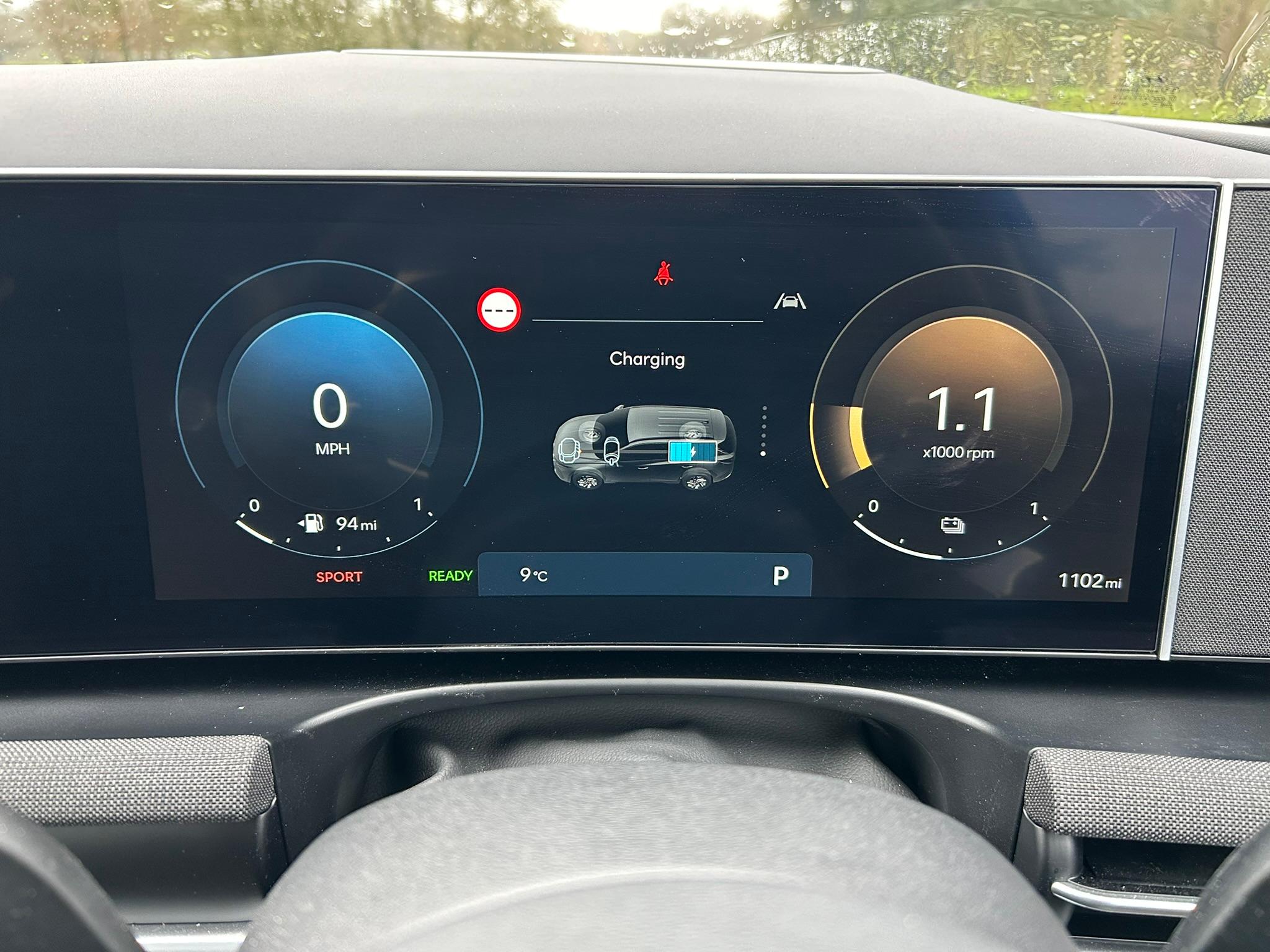 
								2024 Hyundai TUCSON 1.6 T-GDi Petrol Hybrid full									