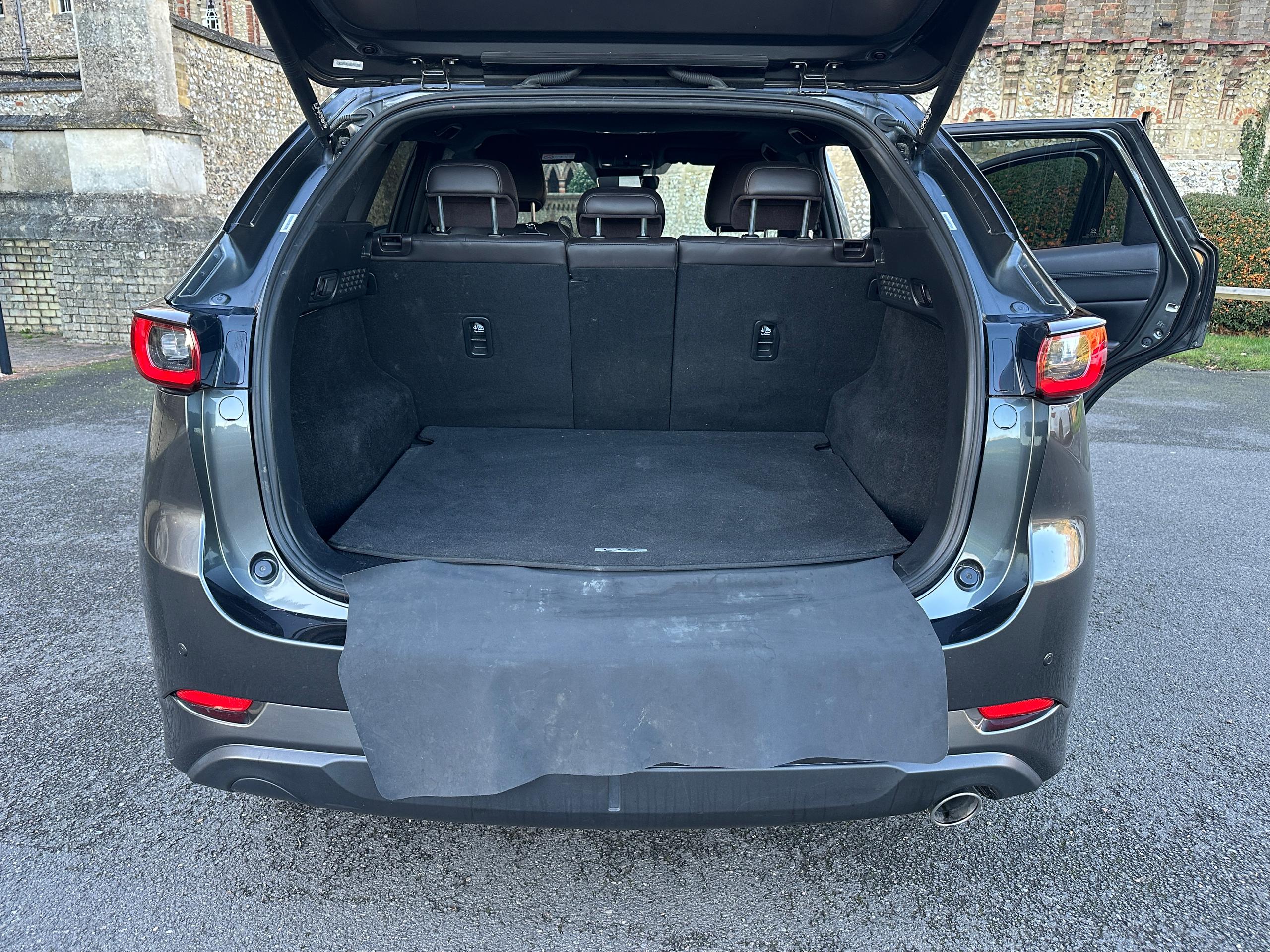 
								2022 Mazda CX-5 2.2 SKYACTIV-D GT Sport 4WD full									