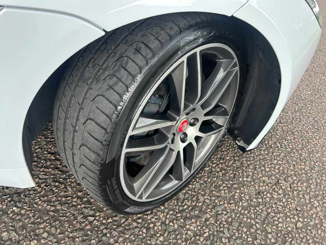 
								2017 Jaguar F-Type 3.0 V6 R-Dynamic Coupe full									