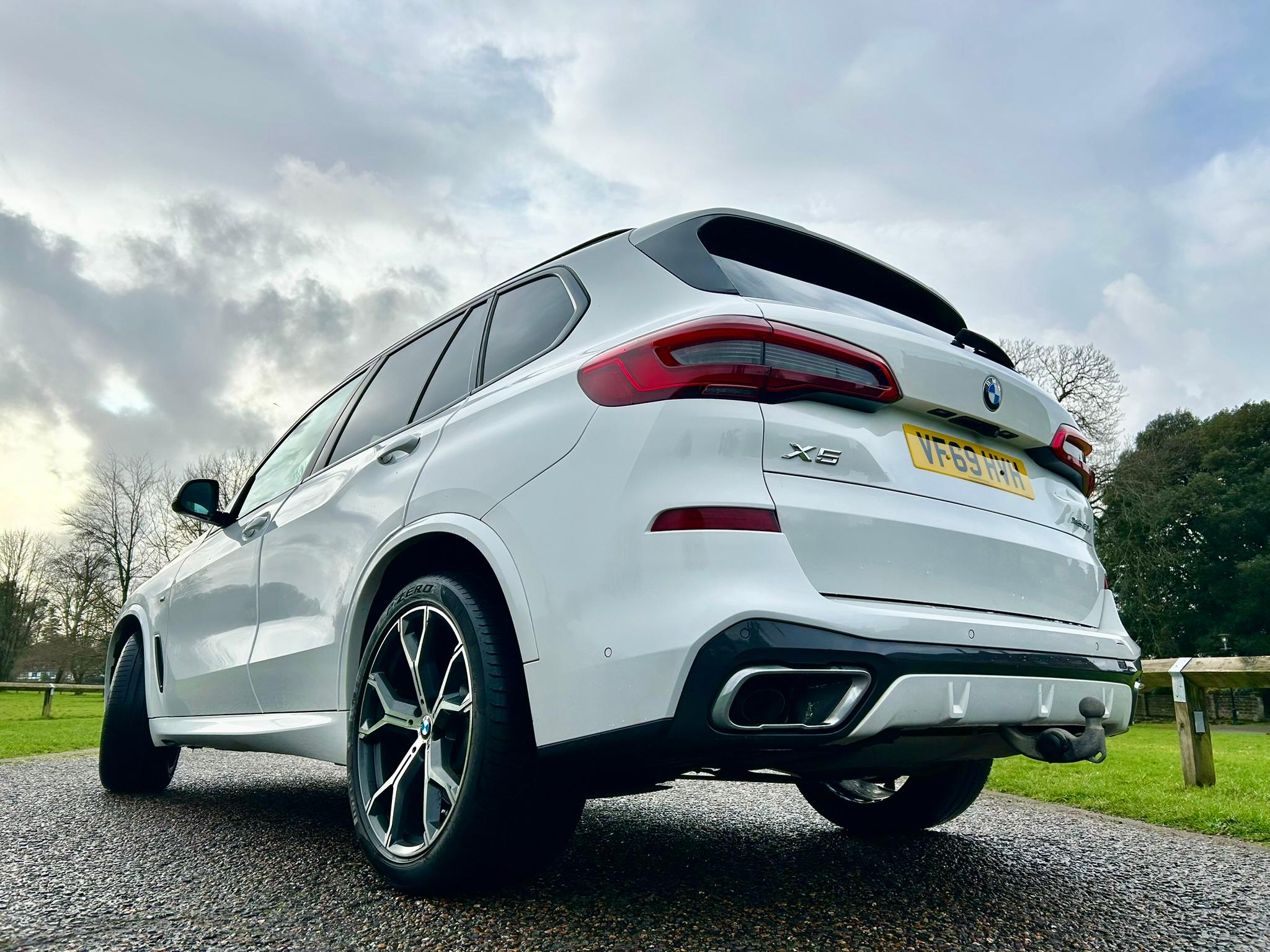 
								2019 BMW X5 3.0 30d M Sport full									