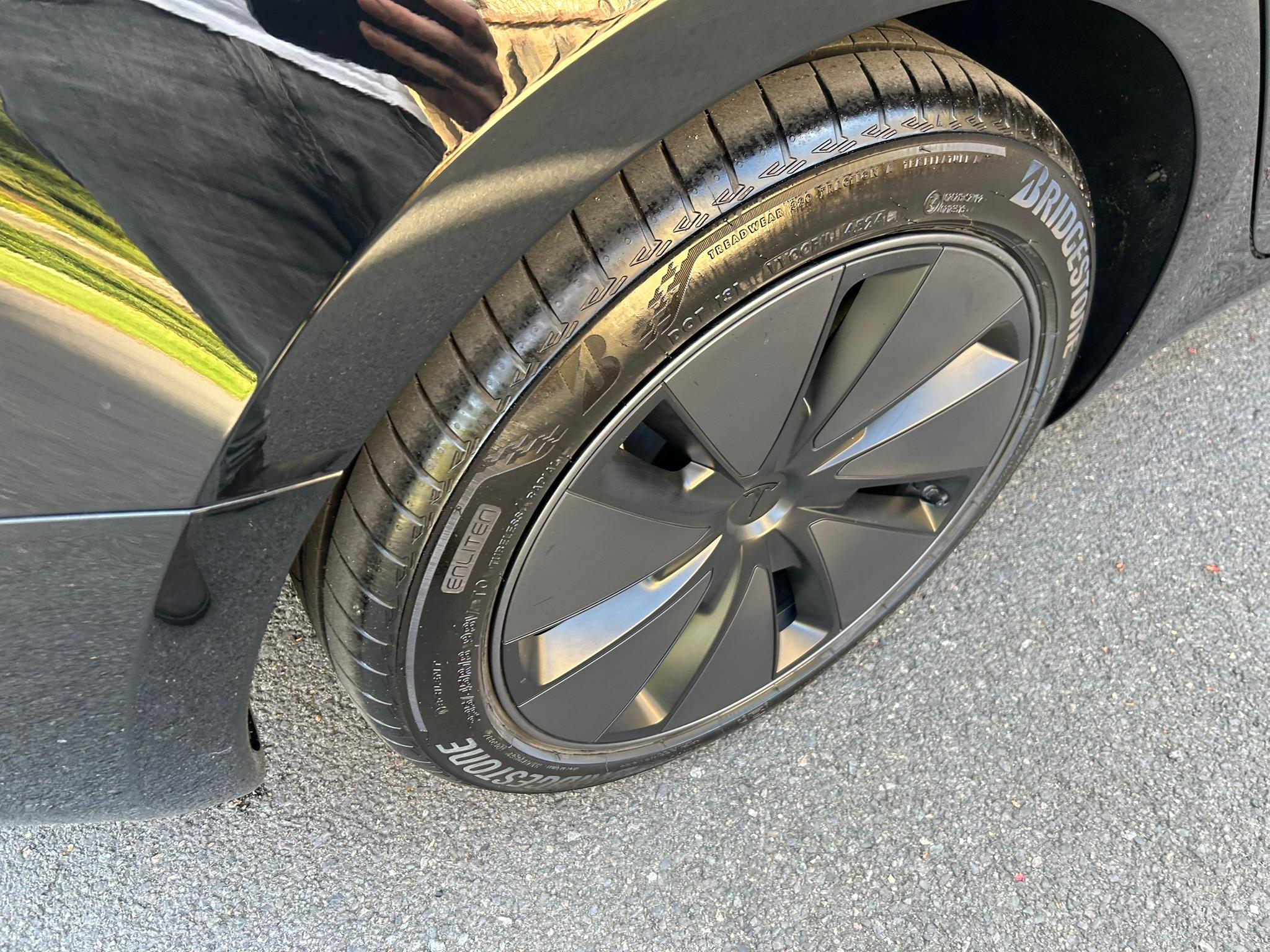 
								2025 TESLA Model 3 full									