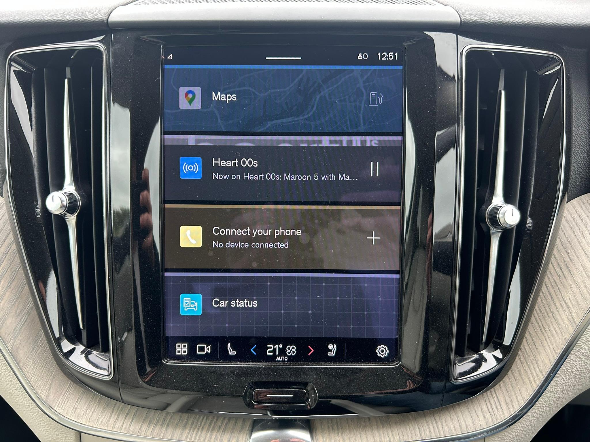 
								2022 Volvo XC60 2.0 B4 MHEV Plus Diesel Hybrid full									