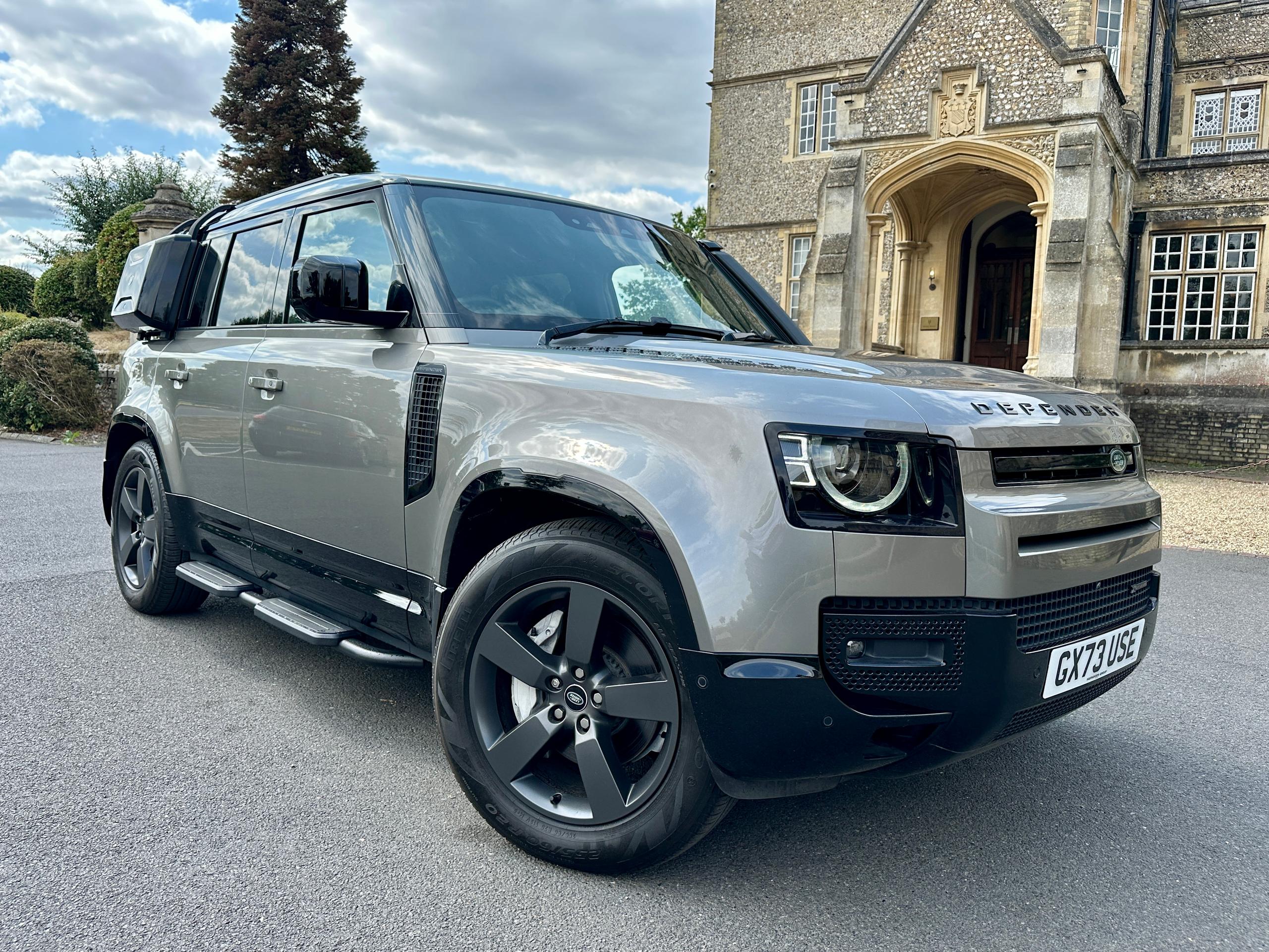 2023 Land Rover Defender 110 3.0 D300 MHEV X-Dynamic HSE