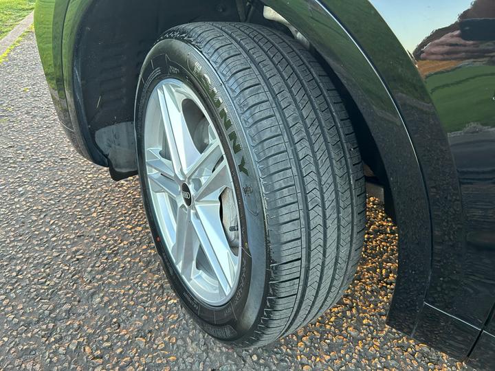 
								2021 Audi Q5 2.0 TFSIe 50 S line Plug-in Hybrid full									
