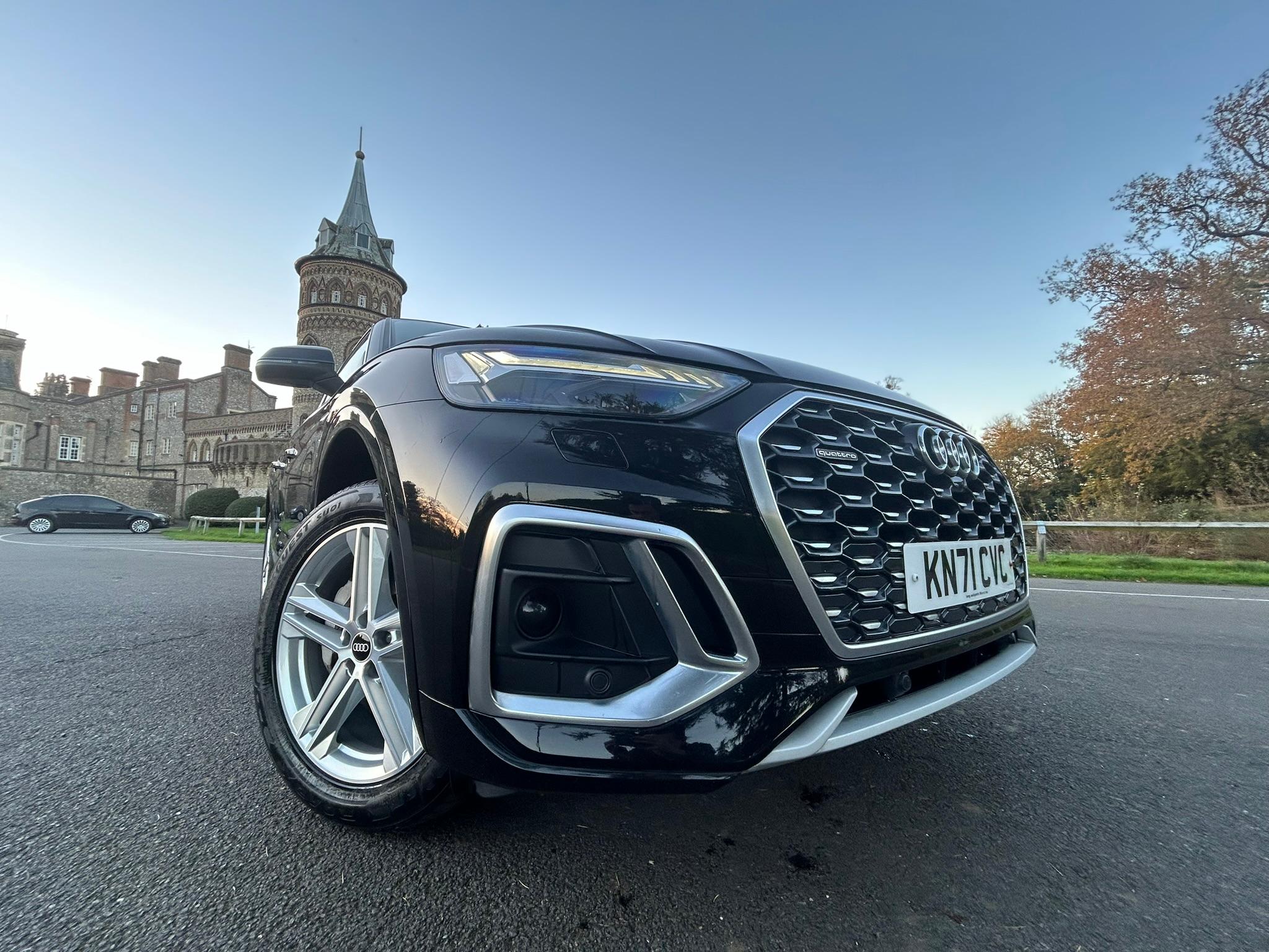 
								2021 Audi Q5 2.0 TFSIe 50 S line Plug-in Hybrid full									
